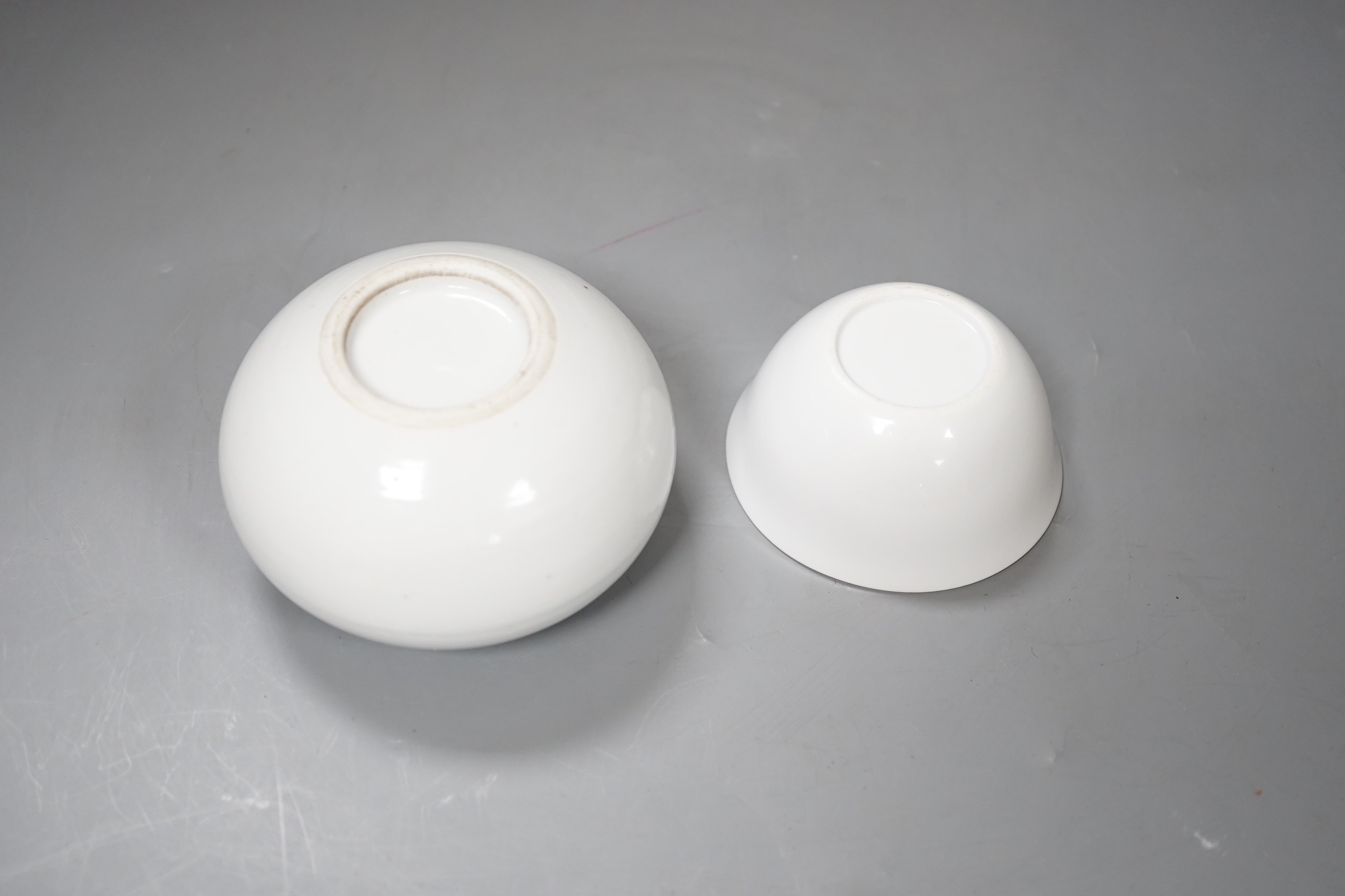 A Chinese white glazed water pot and a similar cup (2)